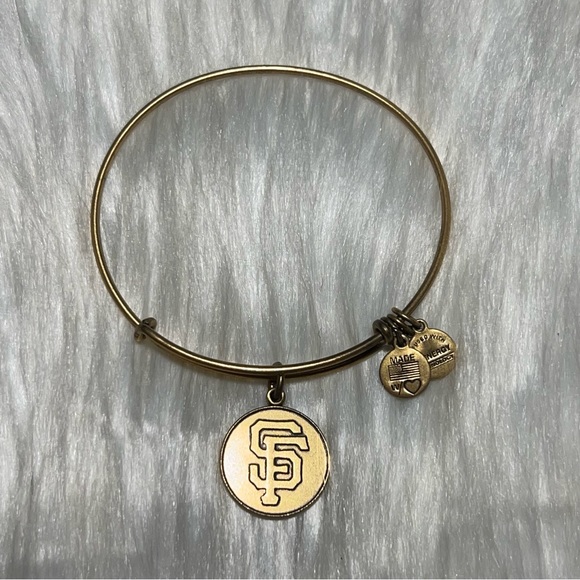 Alex and Ani Rafaelian Gold San Fransisco Giants MLB Charm Bangle Bracelet - Picture 1 of 3